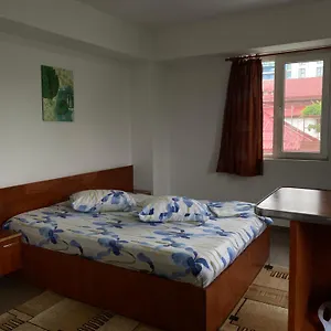 Apartament Quiet Garden Ground Floor, Bucureşti