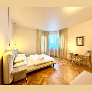 Center Unirii Square Private With View - Shared Amenities Bucharest